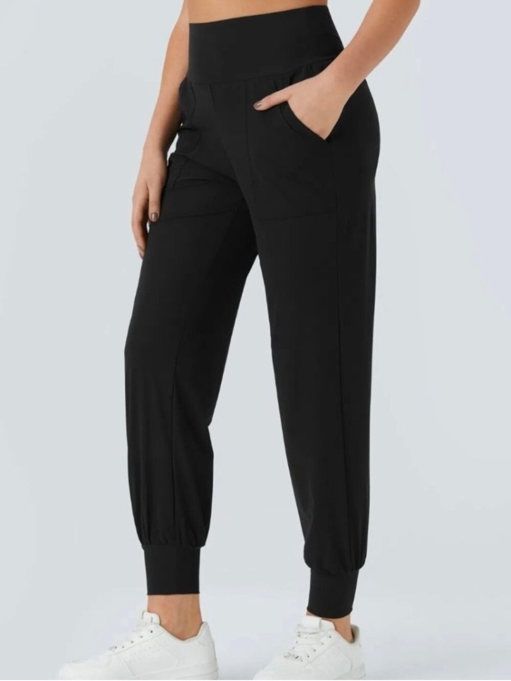 HALARA Black High-Rise Jogger Pants size medium